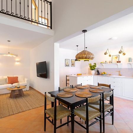 Apartman Luri Sutivan Ngoại thất bức ảnh