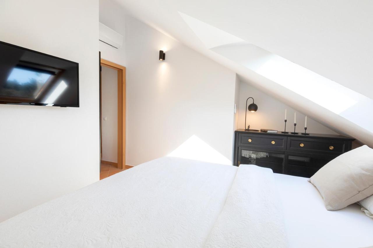 Apartman Luri Sutivan Ngoại thất bức ảnh